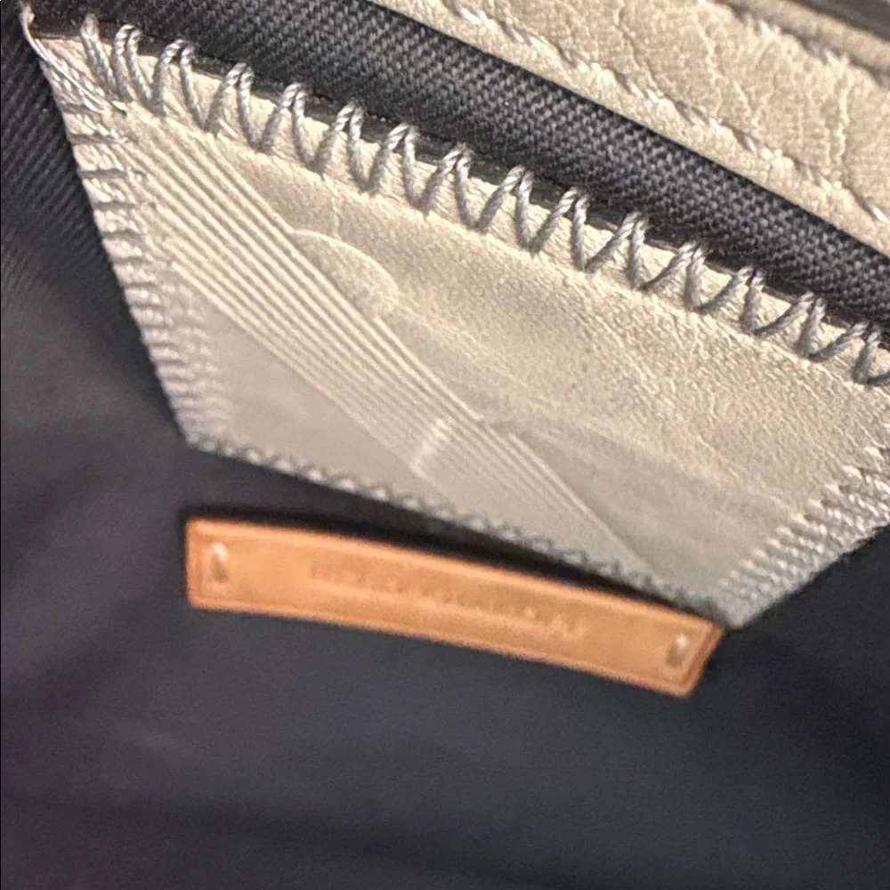 Leather Tote Bag in Metallic Gray